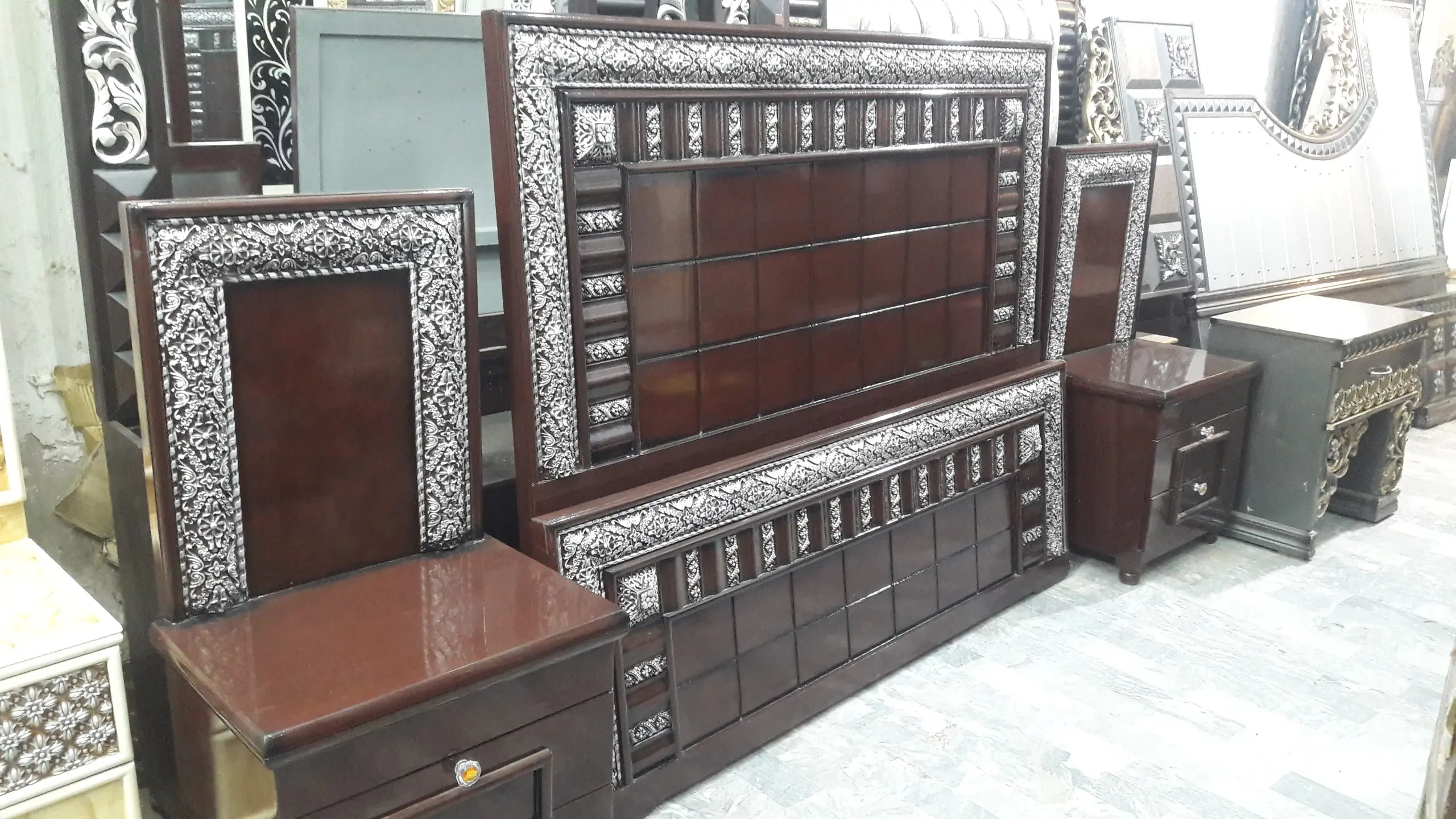 Silver Border Block Panel Bed Unassembled
