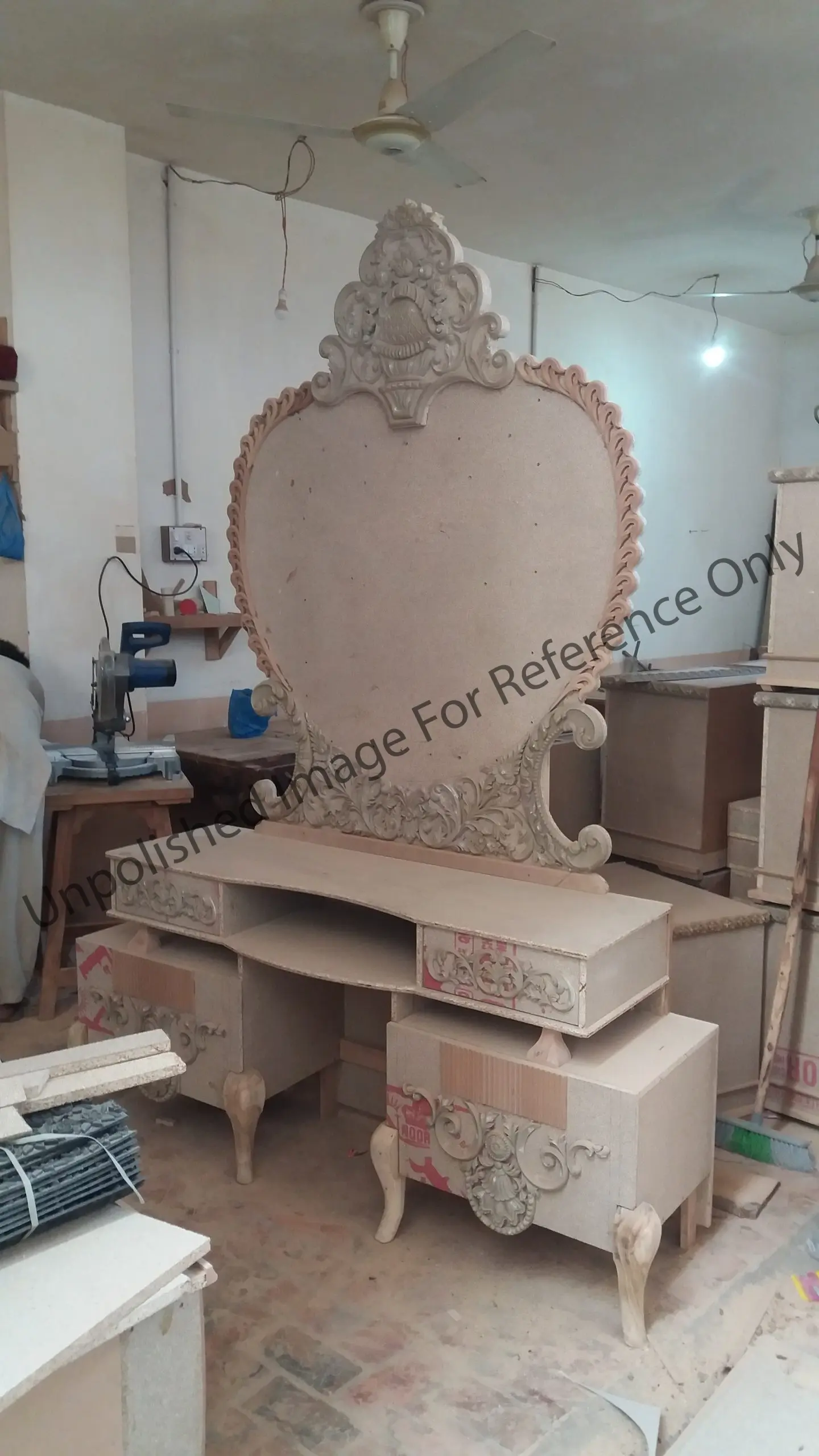 Floral Wave Cream Panel Bed's Dressing Unpolished