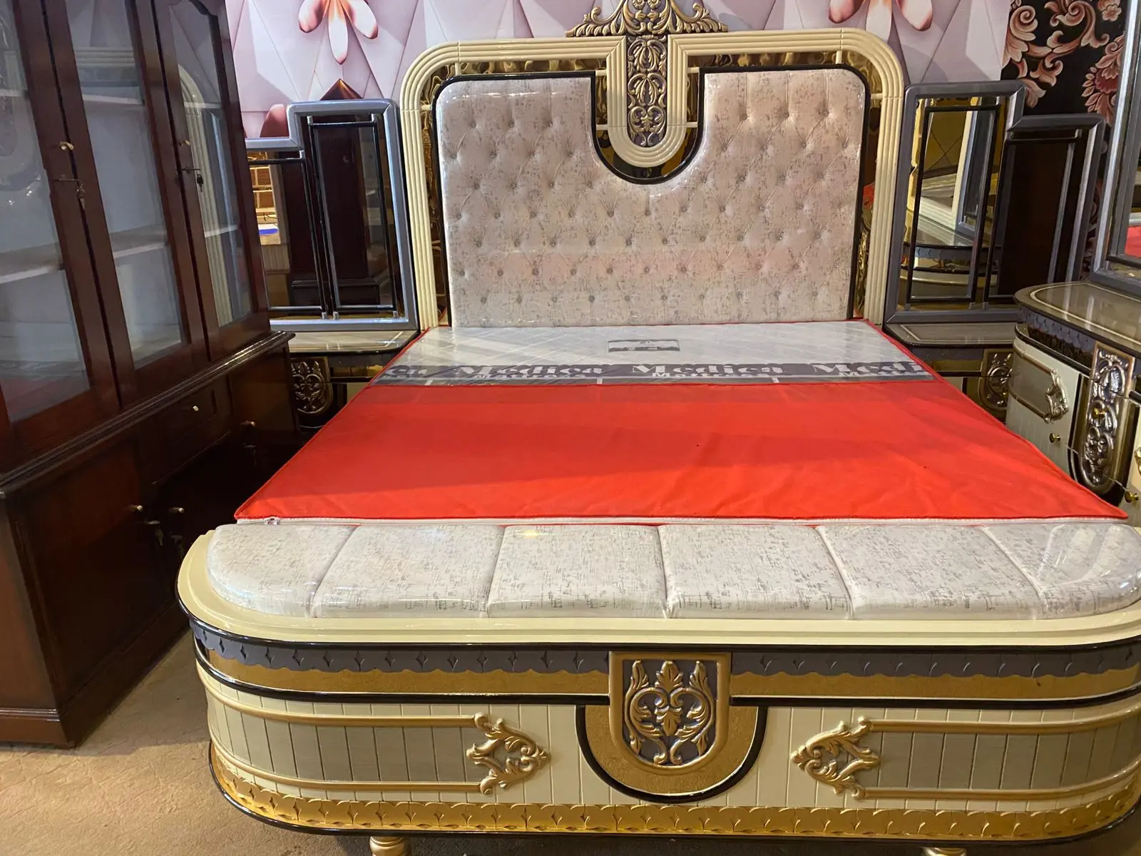 Gold Frame Button Bed Set