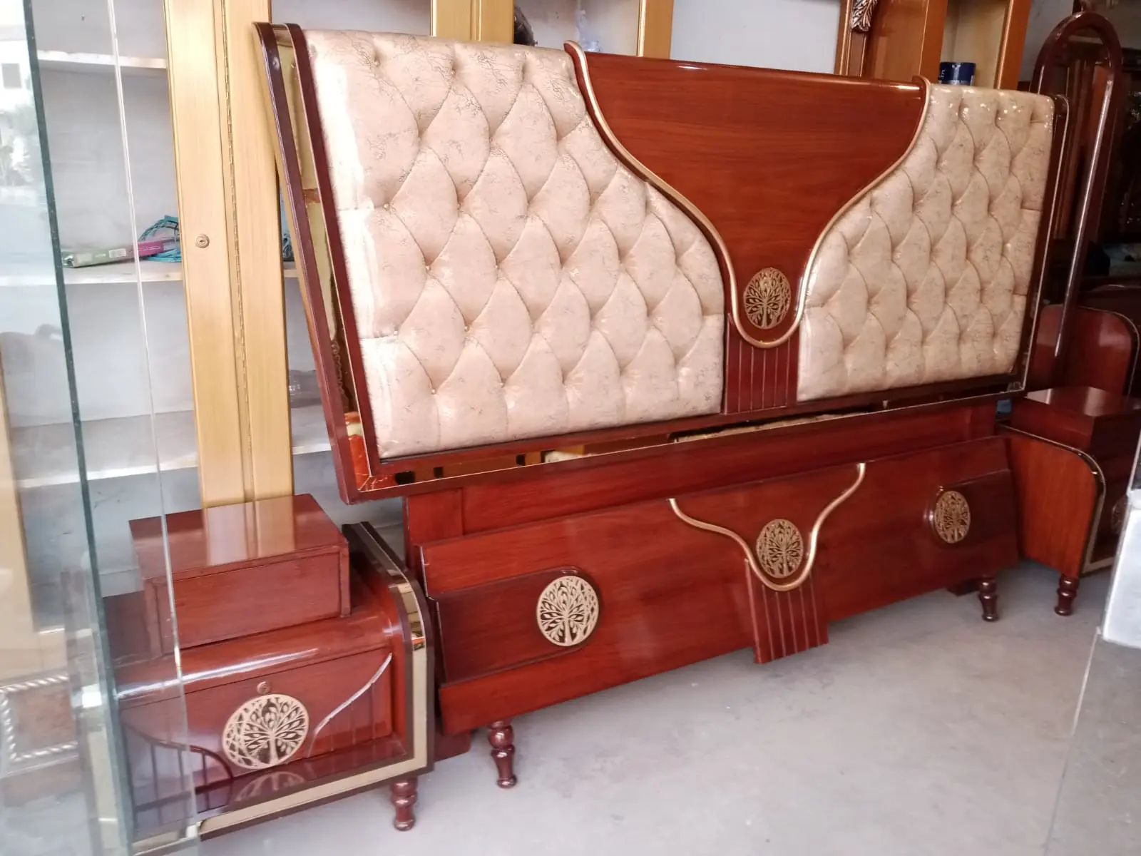 Butterfly Circle Panel Bed Set | Wooden Furniture Multan