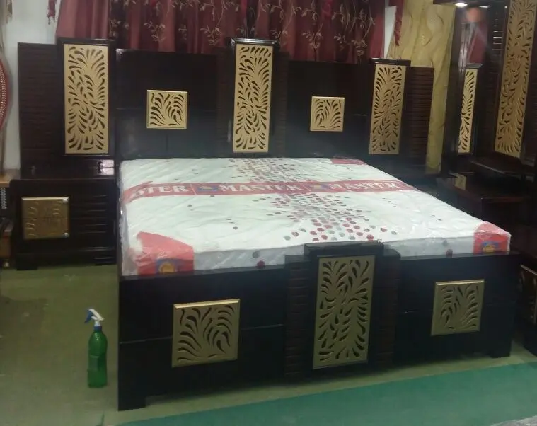 Leaf Glow Block Wood Bed Set | Premium Furniture Multan