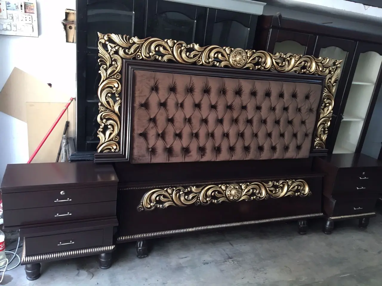 Gold Design Velvet Rise Bed